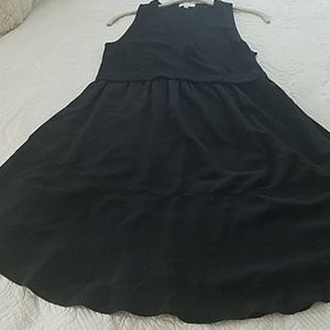 Sale!!! Lovely Aritzia v-neck LBD ~ Wilfred